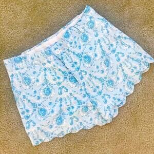 EUC Print Scallop Shorts in You're a Gem by Lauren James | Size Medium.